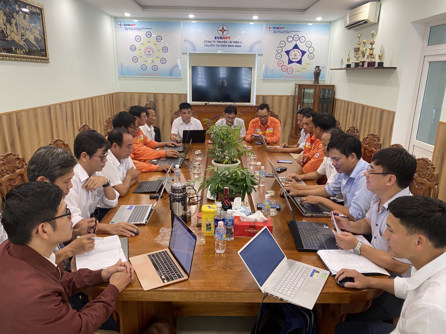 Nỗ lực đảm bảo vận hành lưới truyền tải khu vực Nam miền Trung - Tây Nguyên