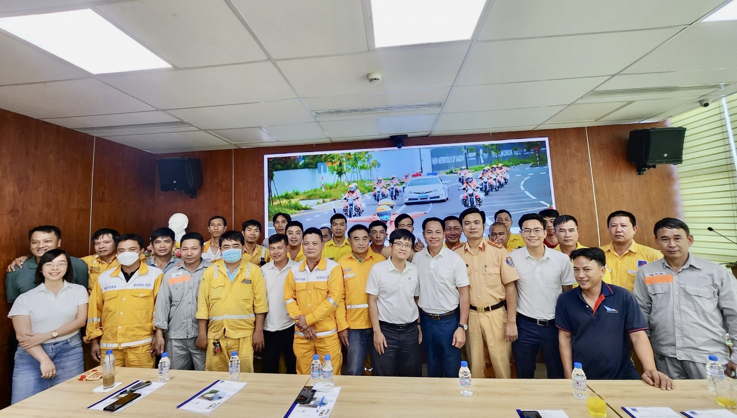 Khóa học đã nhận được nhiều phản hồi tích cực, tạo động lực để CNG Việt Nam tiếp tục triển khai tuyên truyền, vận động trong tương lai. Khóa học đã nhận được nhiều phản hồi tích cực, tạo động lực để CNG Việt Nam tiếp tục triển khai tuyên truyền, vận động trong tương lai.