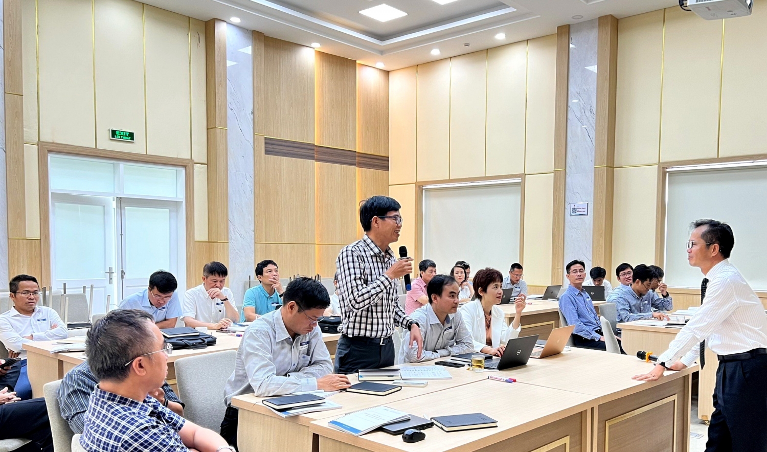 Khóa đào tạo “Chuyển đổi số dành cho Lãnh đạo” do PV GAS phối hợp tổ chức có hình thức mở, tăng cường trao đổi và thực hành những nội dung mới trong điều hành