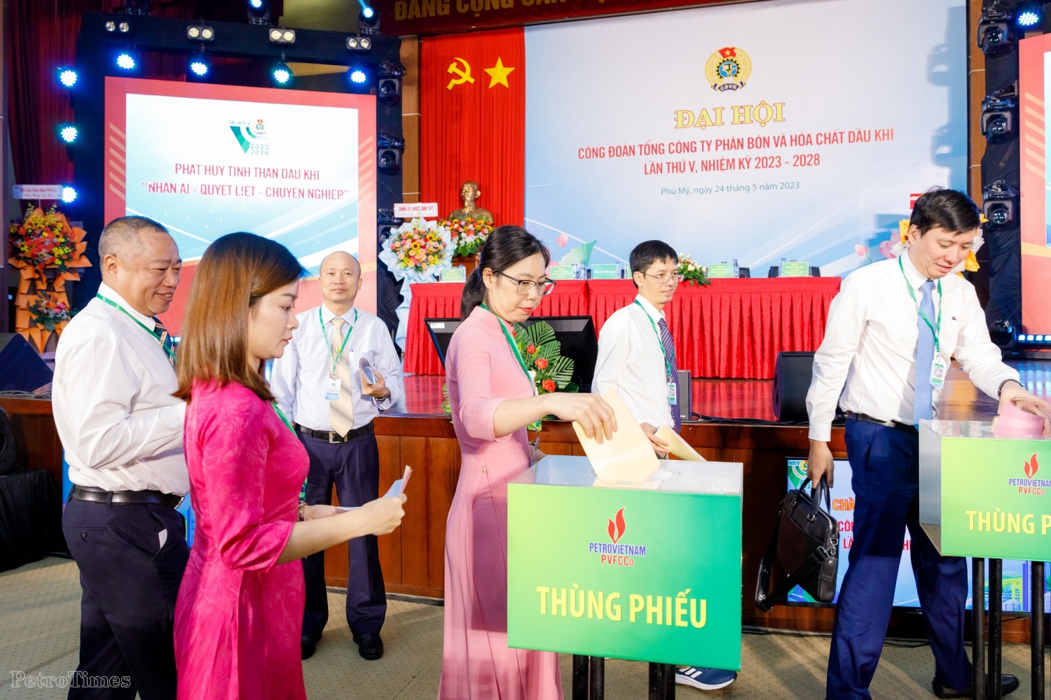 Công đoàn PVFCCo tổ chức thành công Đại hội đại biểu lần thứ V, nhiệm kỳ 2023 – 2028