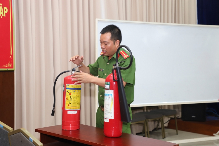 PVU bồi dưỡng nghiệp vụ phòng cháy chữa cháy PVU bồi dưỡng nghiệp vụ phòng cháy chữa cháy