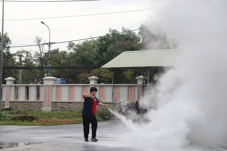 PVU bồi dưỡng nghiệp vụ phòng cháy chữa cháy PVU bồi dưỡng nghiệp vụ phòng cháy chữa cháy