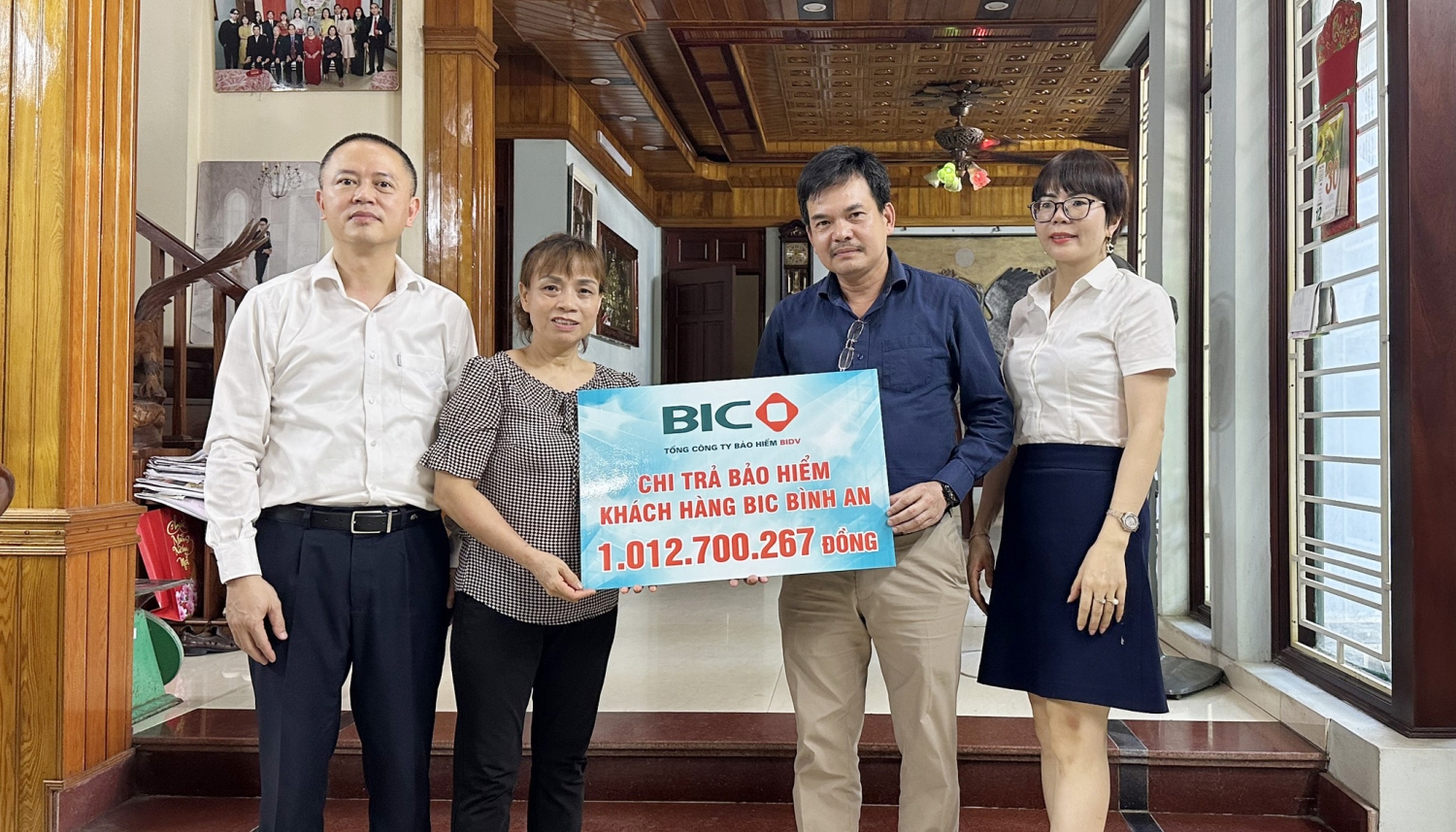 BIC chi trả hơn 1 tỷ đồng bảo hiểm cho khách hàng vay vốn tại BIDV Nam Hà Nội BIC chi trả hơn 1 tỷ đồng bảo hiểm cho khách hàng vay vốn tại BIDV Nam Hà Nội