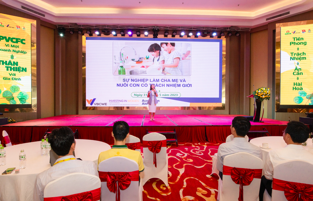 Phân bón Cà Mau tổ chức hội thảo "Cha mẹ thông thái, con cái hạnh phúc"