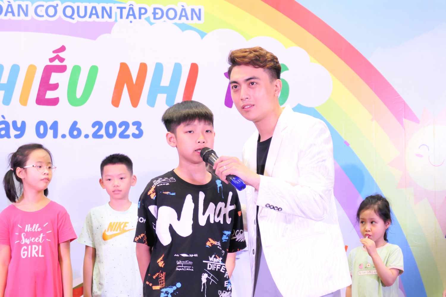 Đoàn Thanh niên Cơ quan Tập đoàn tổ chức Ngày hội Thiếu nhi 1/6