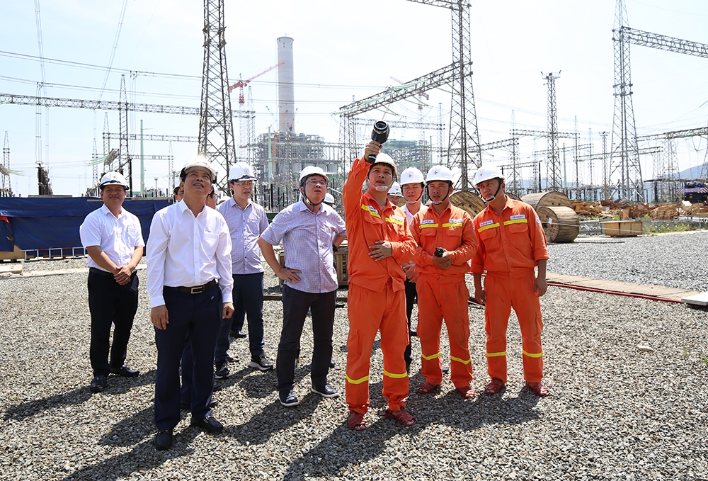 Giữ vững trục truyền tải 500kV Bắc - Nam đảm bảo điện cho miền Bắc mùa nắng nóng