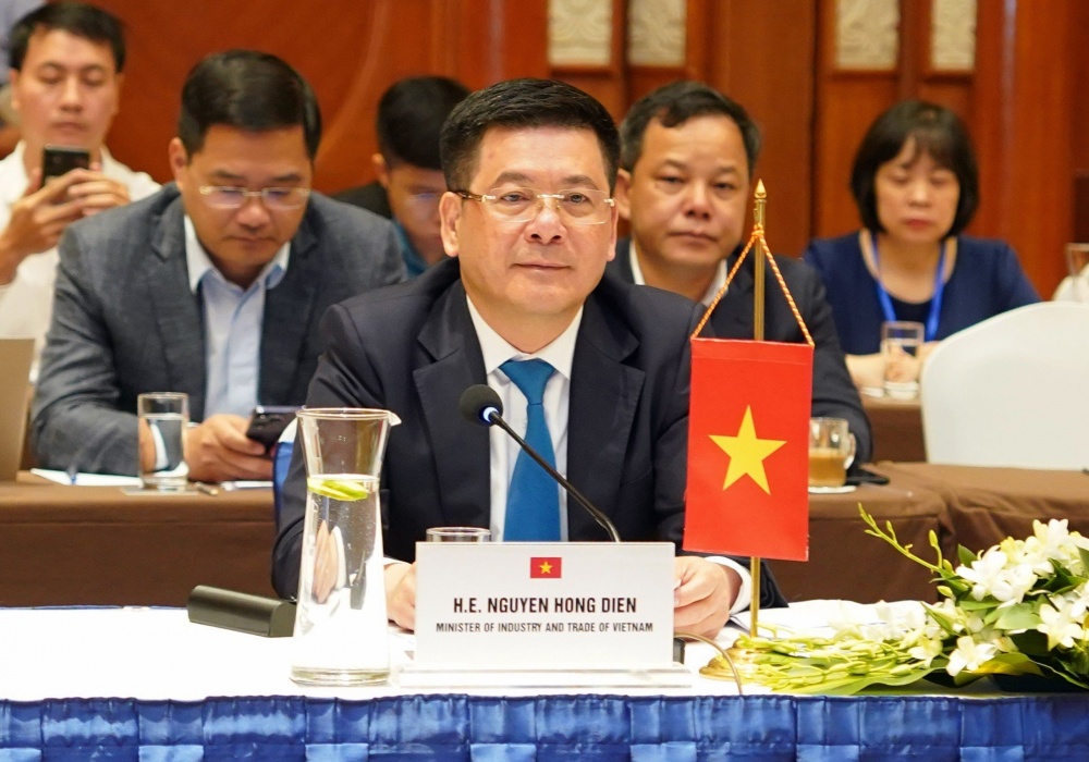 Việt Nam - UAE tăng cường hợp tác thương mại, chuyển đổi năng lượng Việt Nam - UAE tăng cường hợp tác thương mại, chuyển đổi năng lượng
