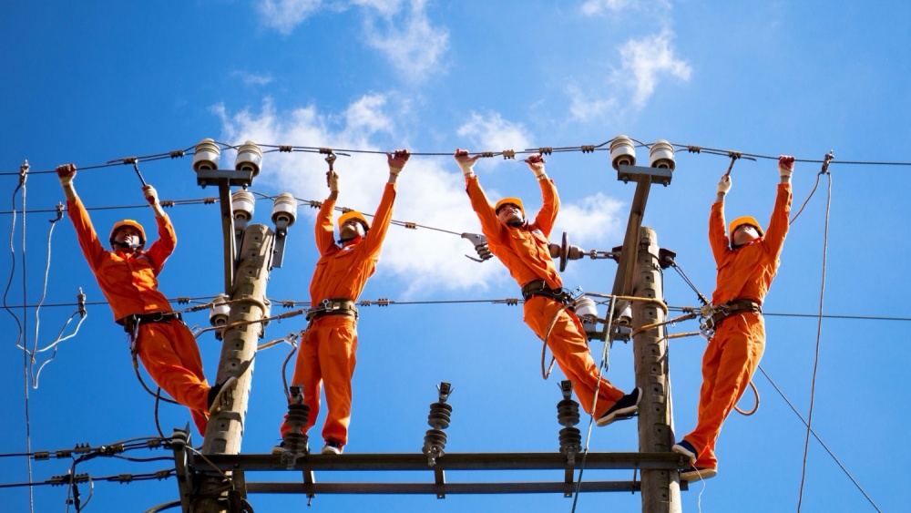 Phát triển thị trường điện và điều kiện triển khai xây dựng thị trường bán lẻ điện tại Việt Nam
