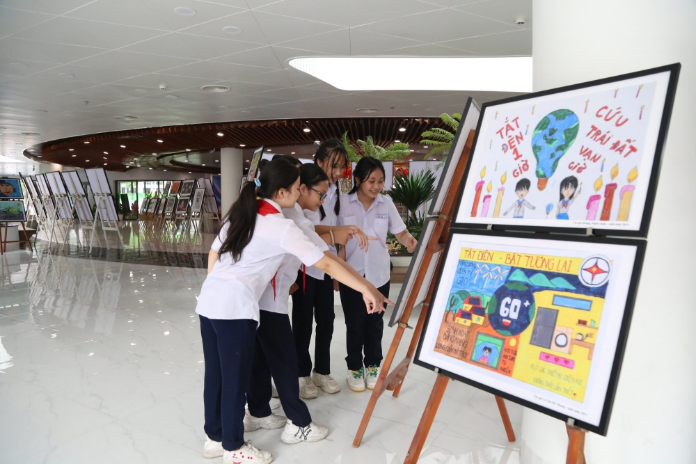 Tiết kiệm điện thể hiện sự văn minh quốc gia
