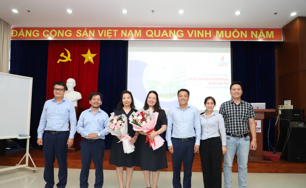 Tọa đàm “Văn hóa Petrovietnam và văn hóa PVU” Tọa đàm “Văn hóa Petrovietnam và văn hóa PVU”