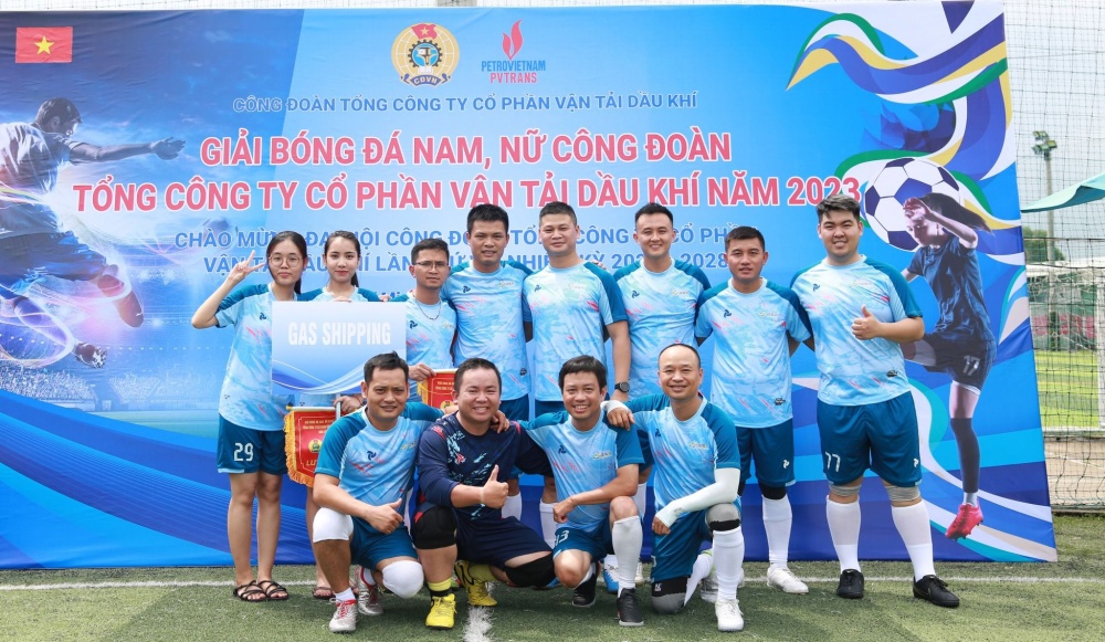 Sôi động Giải bóng đá nam nữ Công đoàn PVTrans 2023 Sôi động Giải bóng đá nam nữ Công đoàn PVTrans 2023