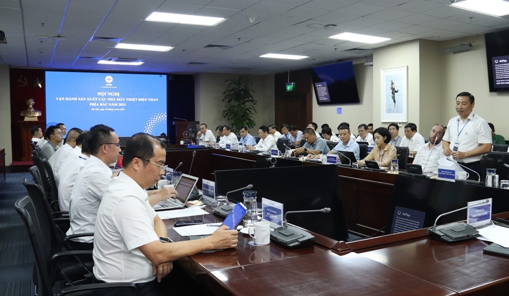 Đại điện chủ đầu tư phát biểu tại hội nghị