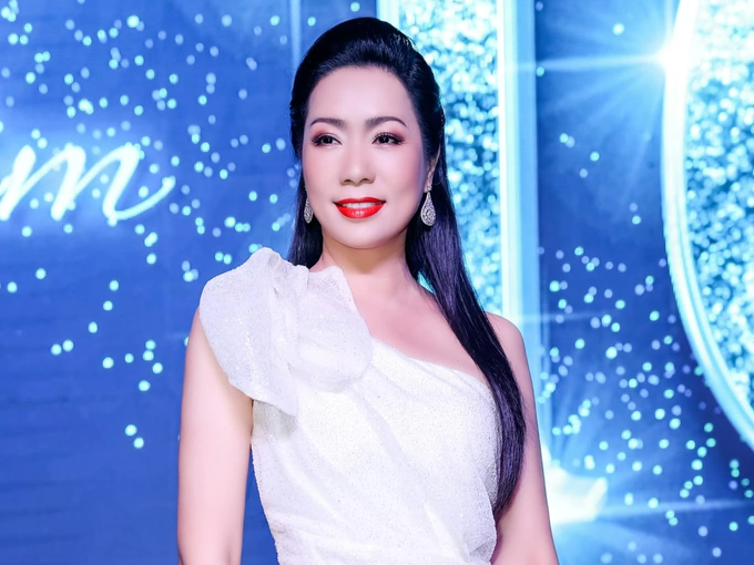 Dàn diễn viên phim Blouse trắng gây sốt hơn 20 năm trước, giờ ra sao? - 8 Dàn diễn viên phim Blouse trắng gây sốt hơn 20 năm trước, giờ ra sao? - 8