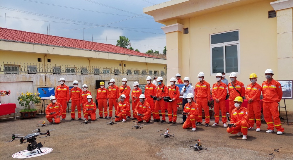 PTC3 với những đóng góp vào hành trình 15 năm xây dựng và phát triển EVNNPT PTC3 với những đóng góp vào hành trình 15 năm xây dựng và phát triển EVNNPT