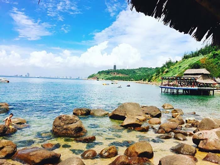 Những bãi biển hoang sơ hấp dẫn du khách ở xứ Quảng Những bãi biển hoang sơ hấp dẫn du khách ở xứ Quảng