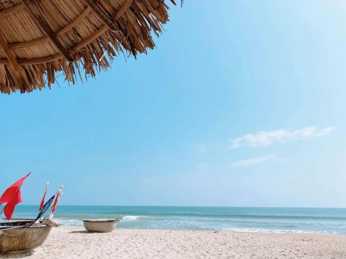 Những bãi biển hoang sơ hấp dẫn du khách ở xứ Quảng Những bãi biển hoang sơ hấp dẫn du khách ở xứ Quảng