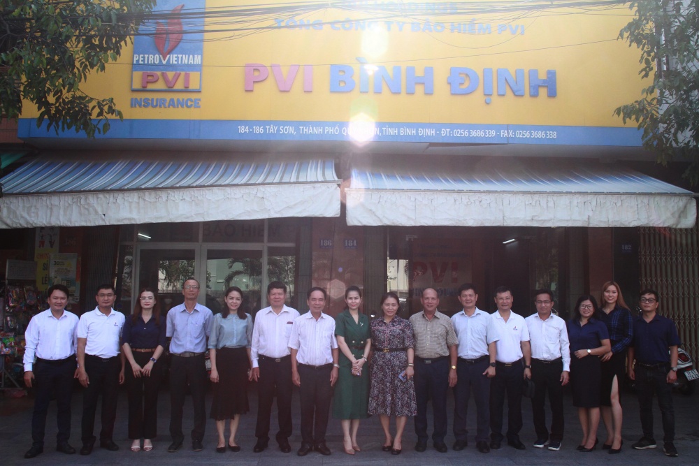Chủ tịch Hội Dầu khí Việt Nam làm việc với Hội Dầu khí Nam Trung Bộ - Tây Nguyên Chủ tịch Hội Dầu khí Việt Nam làm việc với Hội Dầu khí Nam Trung Bộ - Tây Nguyên
