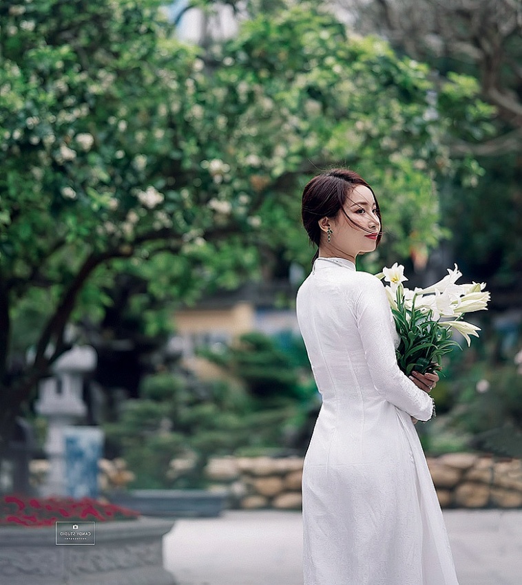 Vũ Quỳnh Ngọc - Học Bác ở phong cách tư duy hài hòa, uyển chuyển Bài 2: Vũ Quỳnh Ngọc - Học ở Bác phong cách tư duy hài hòa, uyển chuyển