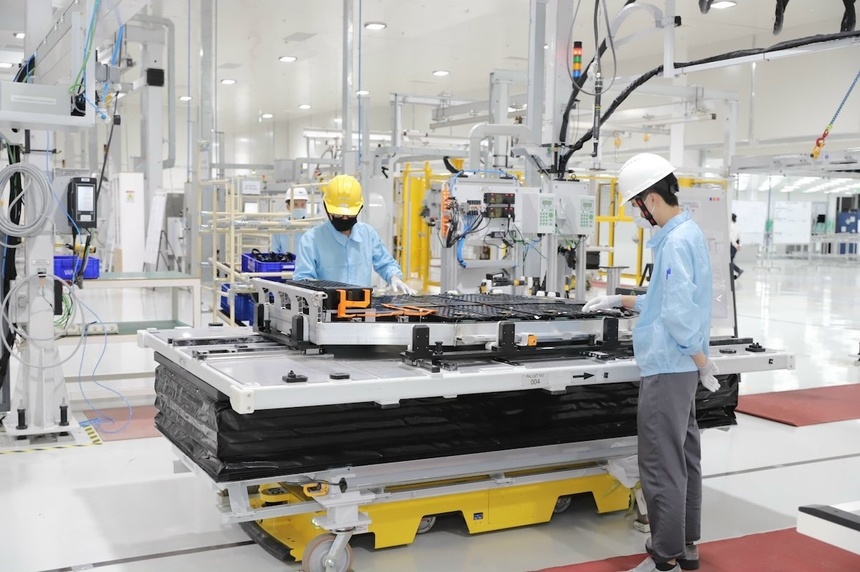 Gần 14.000 doanh nghiệp đăng ký thành lập mới trong tháng 6 Gần 14.000 doanh nghiệp đăng ký thành lập mới trong tháng 6