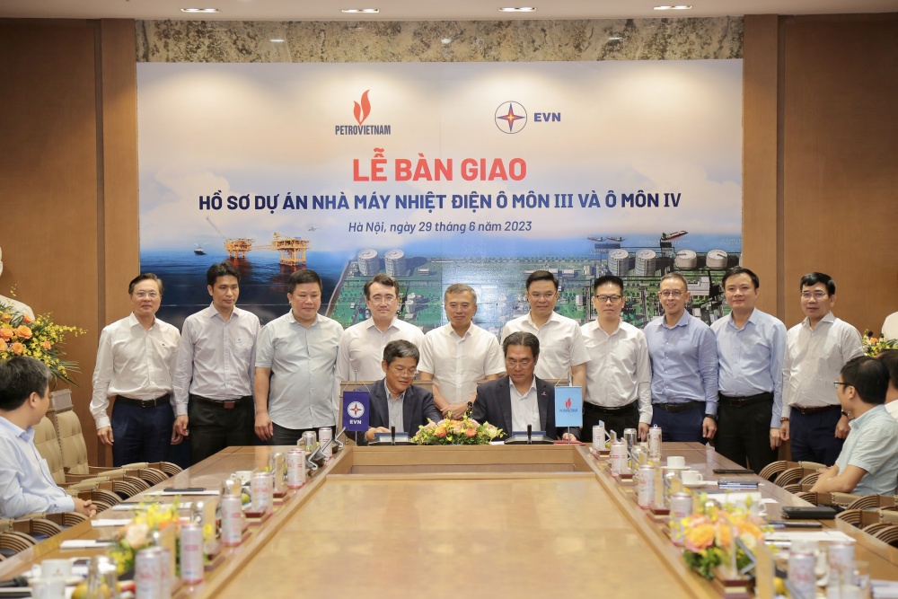Petrovietnam tiếp nhận bàn giao hồ sơ Dự án Nhà máy Nhiệt điện Ô Môn III và Ô Môn IV Petrovietnam tiếp nhận bàn giao hồ sơ Dự án Nhà máy Nhiệt điện Ô Môn III và Ô Môn IV