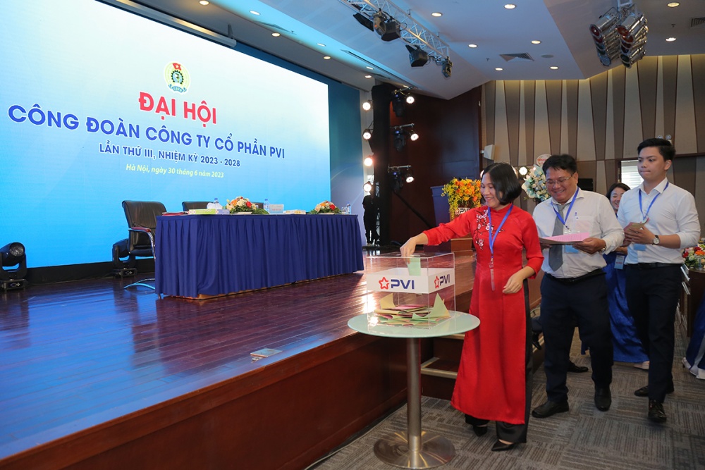 Công ty Cổ phần PVI tổ chức thành công Đại hội Công đoàn lần thứ III nhiệm kỳ 2023 - 2028 Công ty Cổ phần PVI tổ chức thành công Đại hội Công đoàn lần thứ III nhiệm kỳ 2023 - 2028