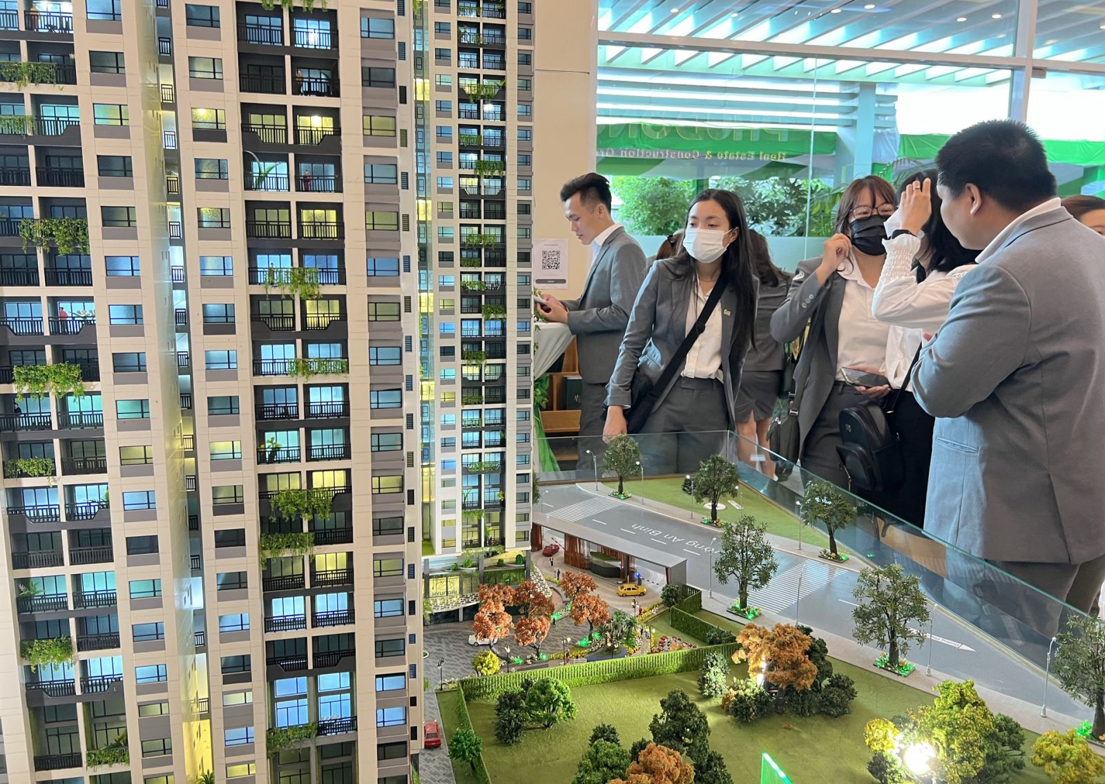 Thị trường bất động sản Việt Nam khi nào phục hồi và tăng trưởng?