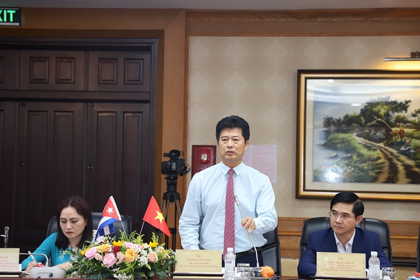 Đoàn đại biểu cấp cao Trung tâm Những người lao động Cuba thăm và làm việc với Vietsovpetro