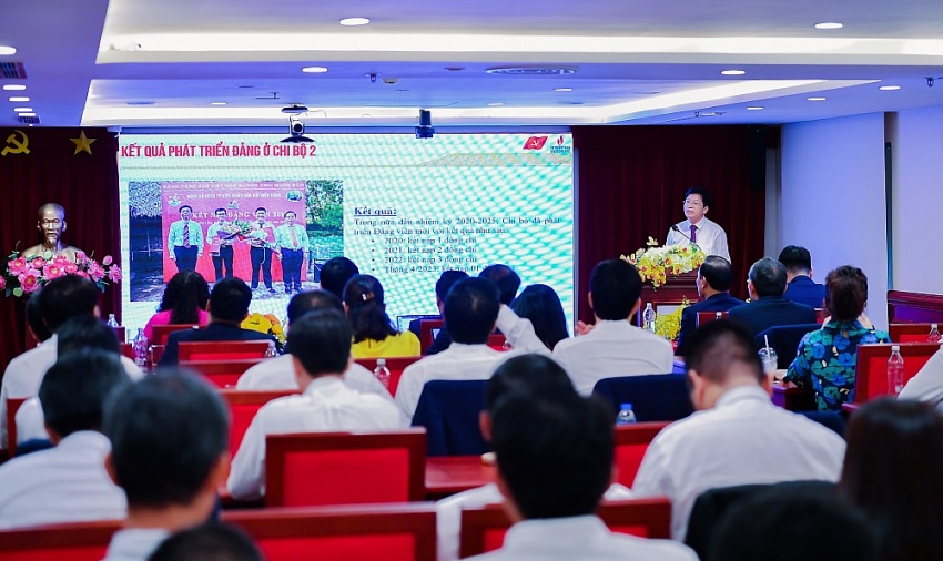 Đảng bộ BIENDONG POC sơ kết nửa đầu nhiệm kỳ: Hoàn thành vượt mức 5/5 chỉ tiêu nhiệm vụ trọng tâm