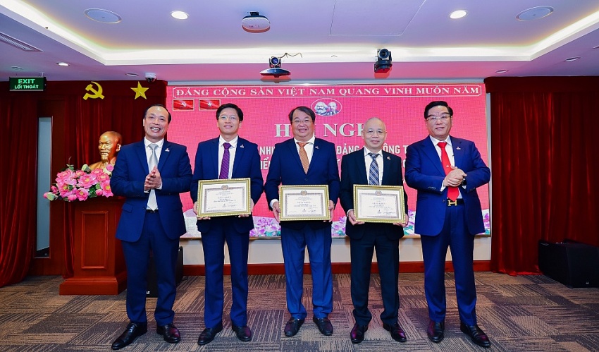 Đảng bộ BIENDONG POC sơ kết nửa đầu nhiệm kỳ: Hoàn thành vượt mức 5/5 chỉ tiêu nhiệm vụ trọng tâm