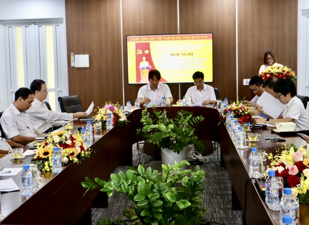 Đảng ủy PVCollege sơ kết giữa nhiệm kỳ 2020-2025