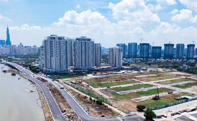 Lãi suất giảm, tại sao thị trường bất động sản vẫn trầm lắng?