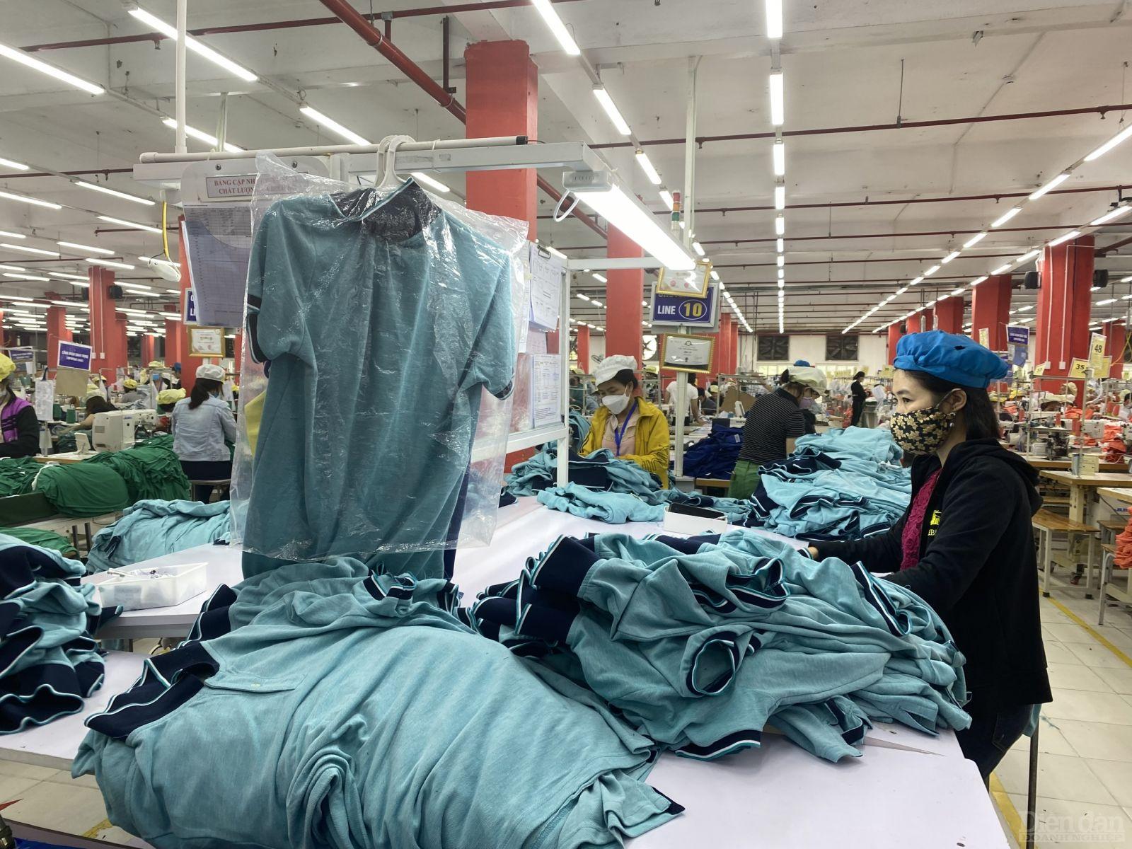 Không để đầu cơ tỷ giá trên thị trường Nếu 3 tháng tới Việt Nam vẫn giữ được tỷ giá, thì cần phải xem kỹ cán cân xuất nhập khẩu