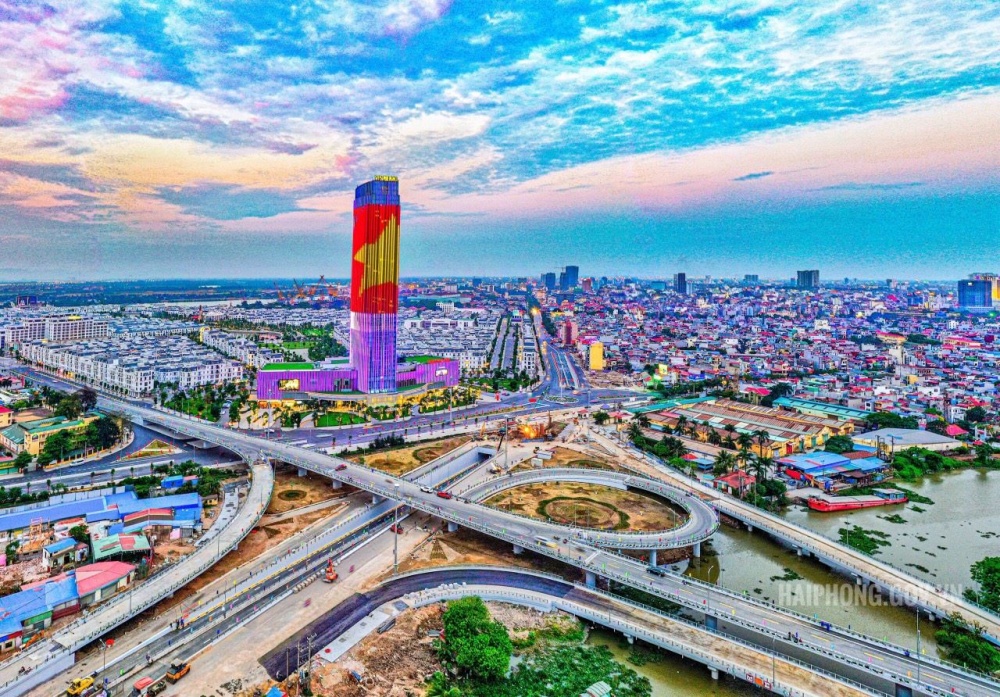 Tin bất động sản ngày 11/7: Sacom Tuyền Lâm đề nghị chuyển 5,3 ha rừng thông Đà Lạt thành khu nghỉ dưỡng Tin bất động sản ngày 11/7: Sacom Tuyền Lâm đề nghị chuyển 5,3 ha rừng thông Đà Lạt thành khu nghỉ dưỡng