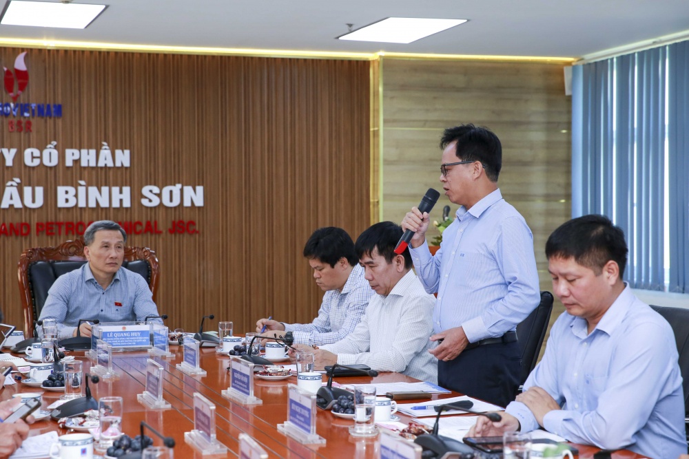 Đoàn giám sát Ủy ban Thường vụ Quốc hội làm việc với BSR về tình hình thực hiện các chính sách, pháp luật về năng lượng Đoàn giám sát Ủy ban Thường vụ Quốc hội làm việc với BSR về tình hình thực hiện các chính sách, pháp luật về năng lượng