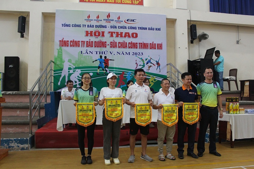 Sôi nổi Hội thao truyền thống PVMR lần thứ V