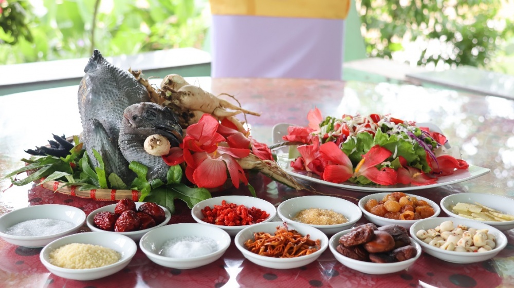 Đến Thái Nguyên thưởng thức những món ăn hấp dẫn từ sâm Bố Chính Đến Thái Nguyên thưởng thức những món ăn hấp dẫn từ sâm Bố Chính