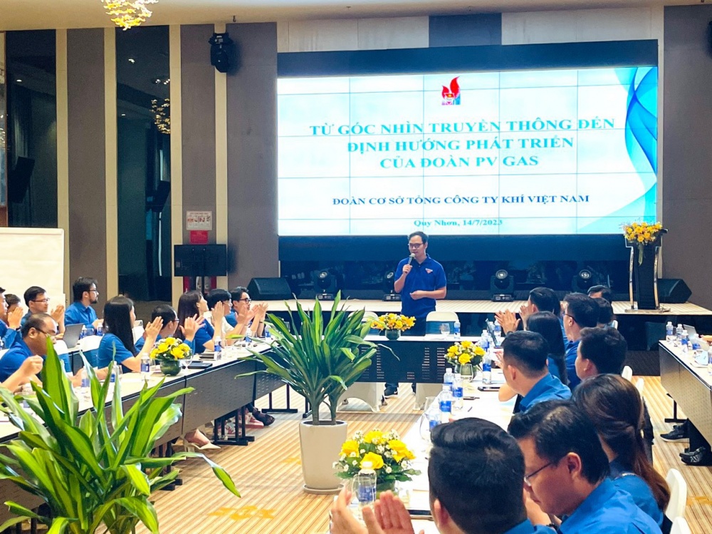 Đoàn Thanh niên Tập đoàn sơ kết 6 tháng đầu năm, tập huấn kĩ năng nghiệp vụ công tác đoàn năm 2023 Đoàn Thanh niên Tập đoàn sơ kết 6 tháng đầu năm, tập huấn kĩ năng nghiệp vụ công tác đoàn năm 2023