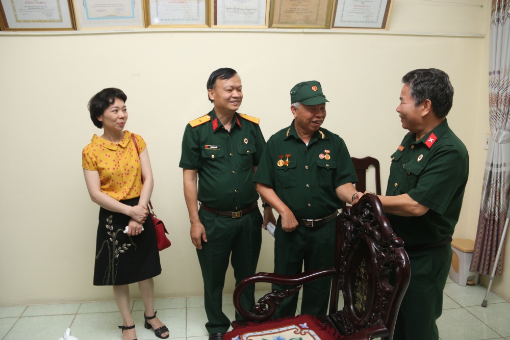 Đoàn công tác Petrovietnam tri ân người có công tại tỉnh Thái Bình và Hà Nam