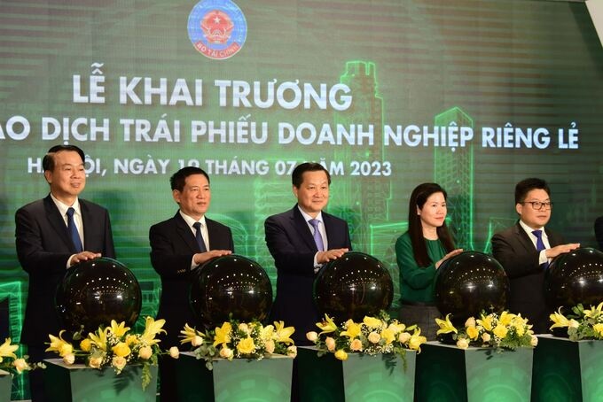 Chính thức khai trương hệ thống trái phiếu doanh nghiệp riêng lẻ