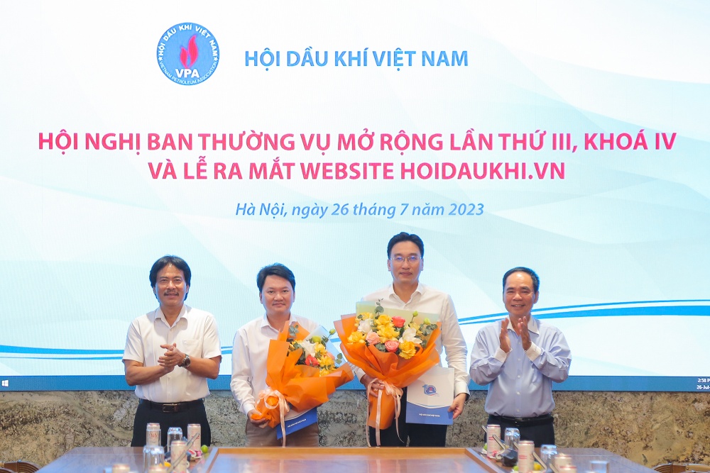 Hội Dầu khí Việt Nam họp Ban Thường vụ mở rộng lần thứ III khóa IV nhiệm kỳ 2022 - 2027 Hội Dầu khí Việt Nam họp Ban Thường vụ mở rộng lần thứ III khóa IV nhiệm kỳ 2022 - 2027