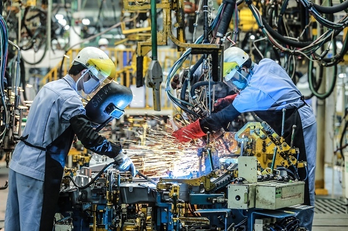 Tin tức kinh tế ngày 29/7: Sản xuất công nghiệp có dấu hiệu khởi sắc Tin tức kinh tế ngày 29/7: Sản xuất công nghiệp có dấu hiệu khởi sắc