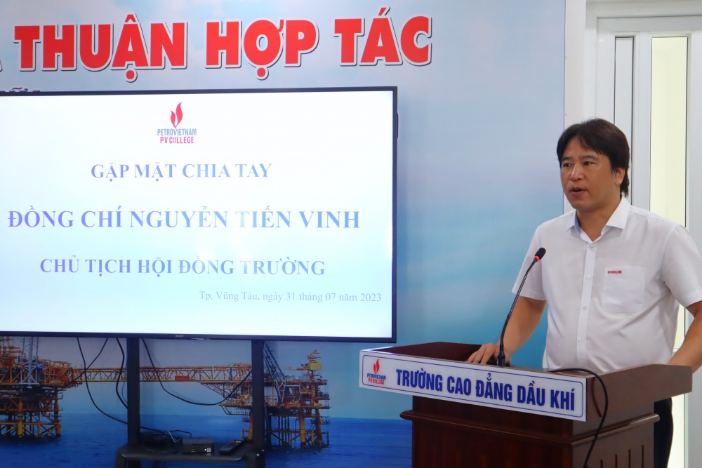 Chủ tịch Hội đồng Trường Cao đẳng Dầu khí nghỉ chế độ từ 1/8