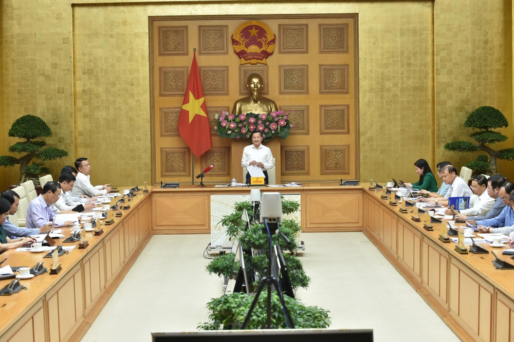 Không để thiếu hụt, đứt gẫy nguồn cung xăng dầu