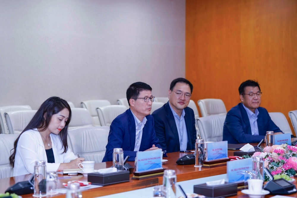 Tổng Giám đốc Samsung C&T Oh Se Chul khẳng định niềm tự hào đã được đồng hành cùng PV GAS hoàn thành cơ bản dự án Kho cảng LNG Thị Vải Tổng Giám đốc Samsung C&T Oh Se Chul khẳng định niềm tự hào đã được đồng hành cùng PV GAS hoàn thành cơ bản dự án Kho cảng LNG Thị Vải