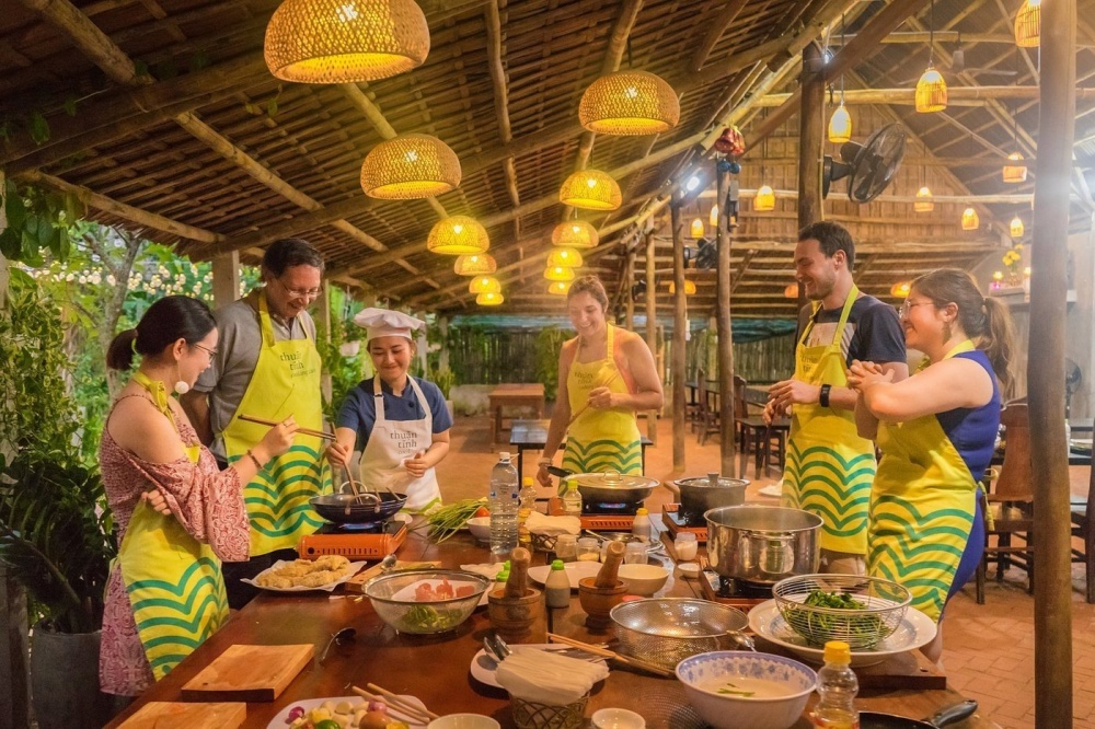 Theo Travel+Leisure khám phá những hoạt động thú vị nhất ở Đà Nẵng và Hội An