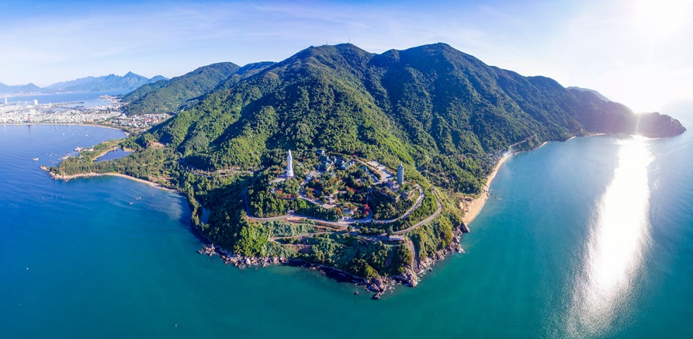 Theo Travel+Leisure khám phá những hoạt động thú vị nhất ở Đà Nẵng và Hội An