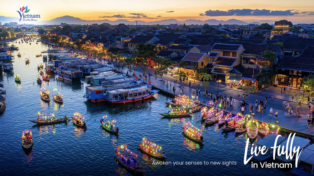 Theo Travel+Leisure khám phá những hoạt động thú vị nhất ở Đà Nẵng và Hội An