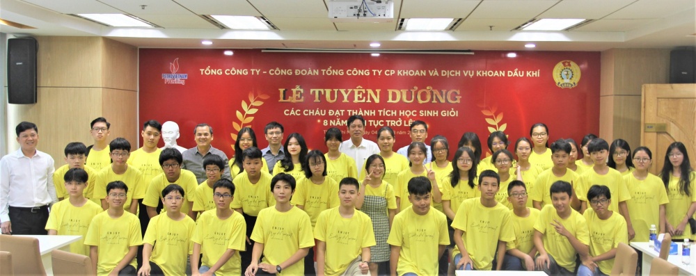 PV Drilling tuyên dương con em CBCNV đạt thành tích cao trong học tập PV Drilling tuyên dương con em CBCNV đạt thành tích cao trong học tập