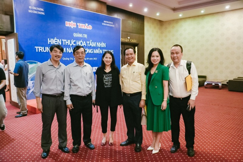 undefined “Tạo lập môi trường thuận lợi, minh bạch, thu hút, lựa chọn các nhà đầu tư”