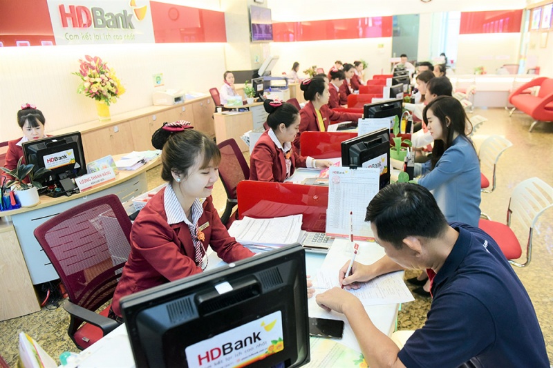 Tin ngân hàng ngày 11/8: Yêu cầu NHNN điều hành quyết liệt để tiếp tục giảm mặt bằng lãi suất Tin ngân hàng ngày 11/8: Yêu cầu NHNN điều hành quyết liệt để tiếp tục giảm mặt bằng lãi suất